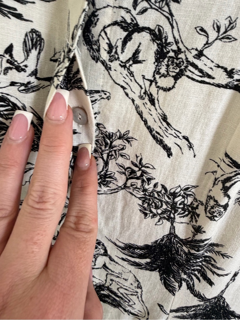 Joie Linen Blend Tropical Toile Shirt Dress XS Ivory Black Pockets Button Snap - Picture 5 of 12
